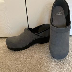 dansko shoes